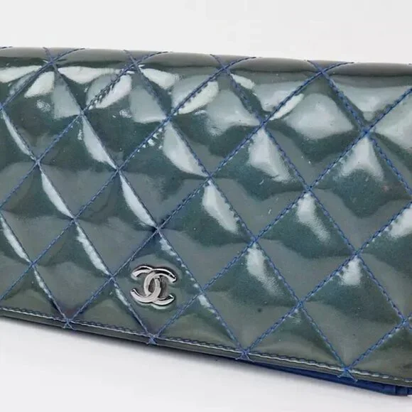 Authentic CHANEL Green Quilted Patent Leather CC Long Wallet Coin Purse